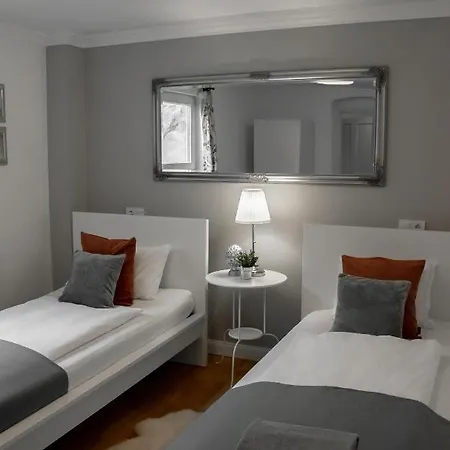 住宿加早餐酒店 Dunna Pápa