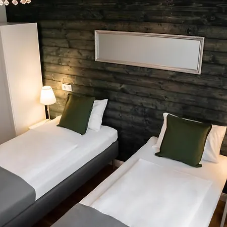 住宿加早餐酒店 Dunna Pápa